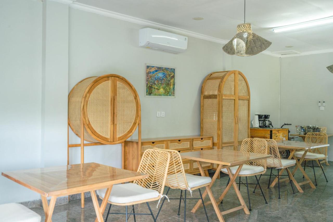 Lunar Dive Resort: Bamboo Villas Kubu Exterior foto